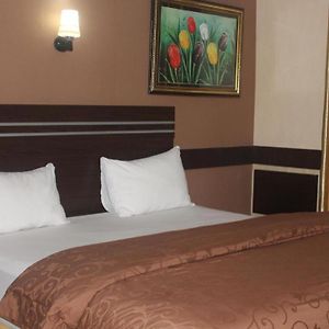 Hotel Menara Lexus
